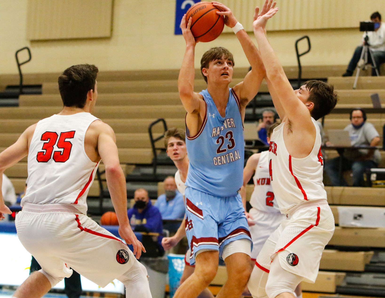 Highland Holiday Hoopfest Championship - Munster vs. Hanover Central
